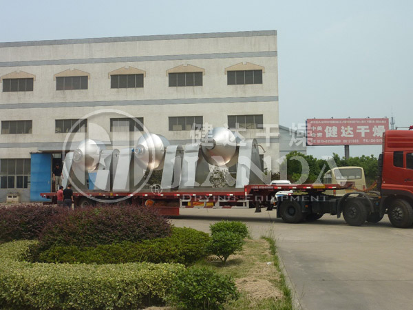 電磁材料專用雙錐(zhuī)回轉真空幹燥機 電(diàn)磁材料專用雙錐回轉真空幹燥機