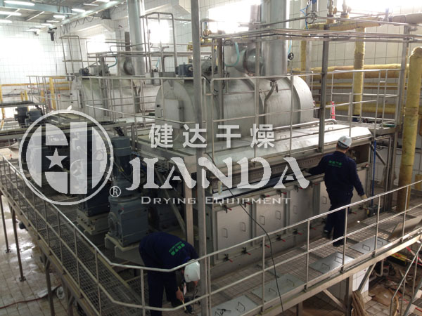 雙滾筒刮板幹燥機